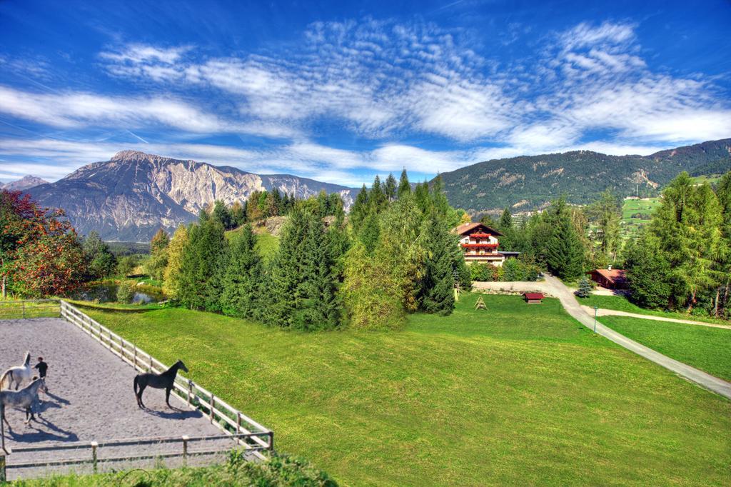 Ferienwohnungen Oetztal Заутенс Екстериор снимка